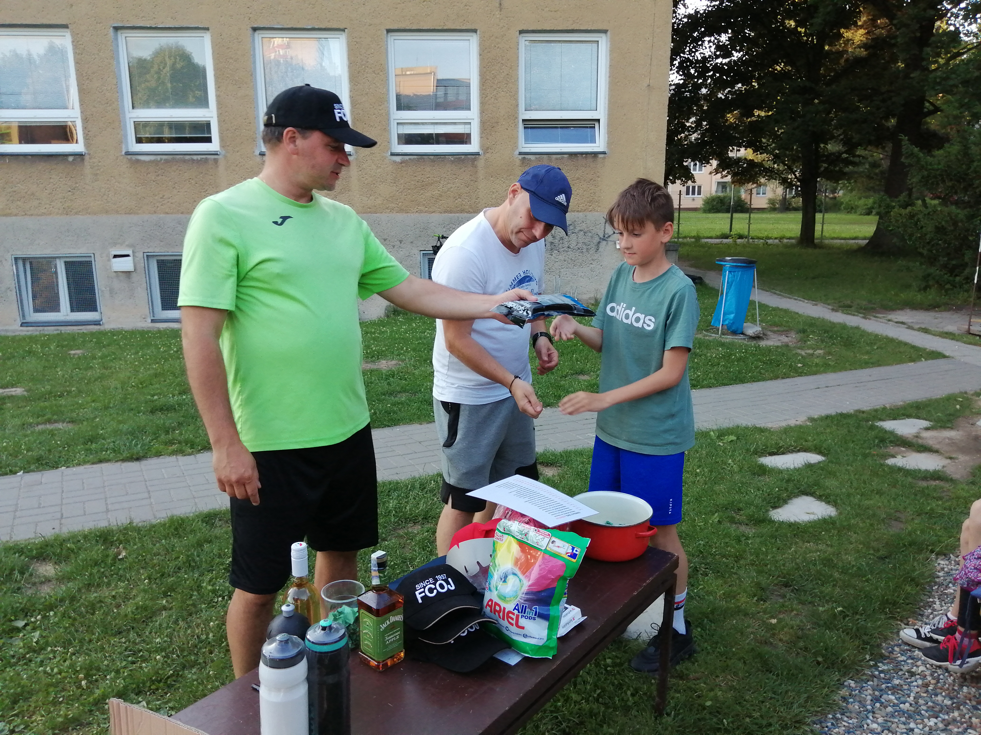 IMG_20220611_200335[1]